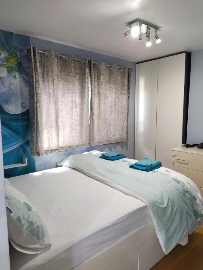 Self Catering Studio Flat Apartamento Edimburgo Exterior foto